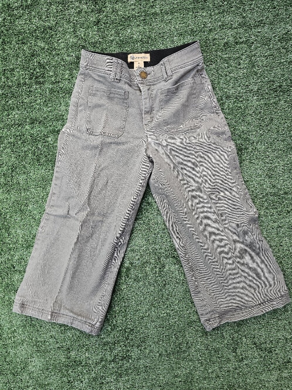 Democracy With AbTechnology Olive Khaki Wide Leg Cropped Capri  Women's Jeans